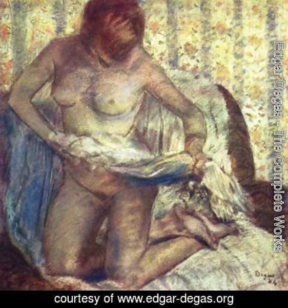 Edgar Degas - Kneeling woman